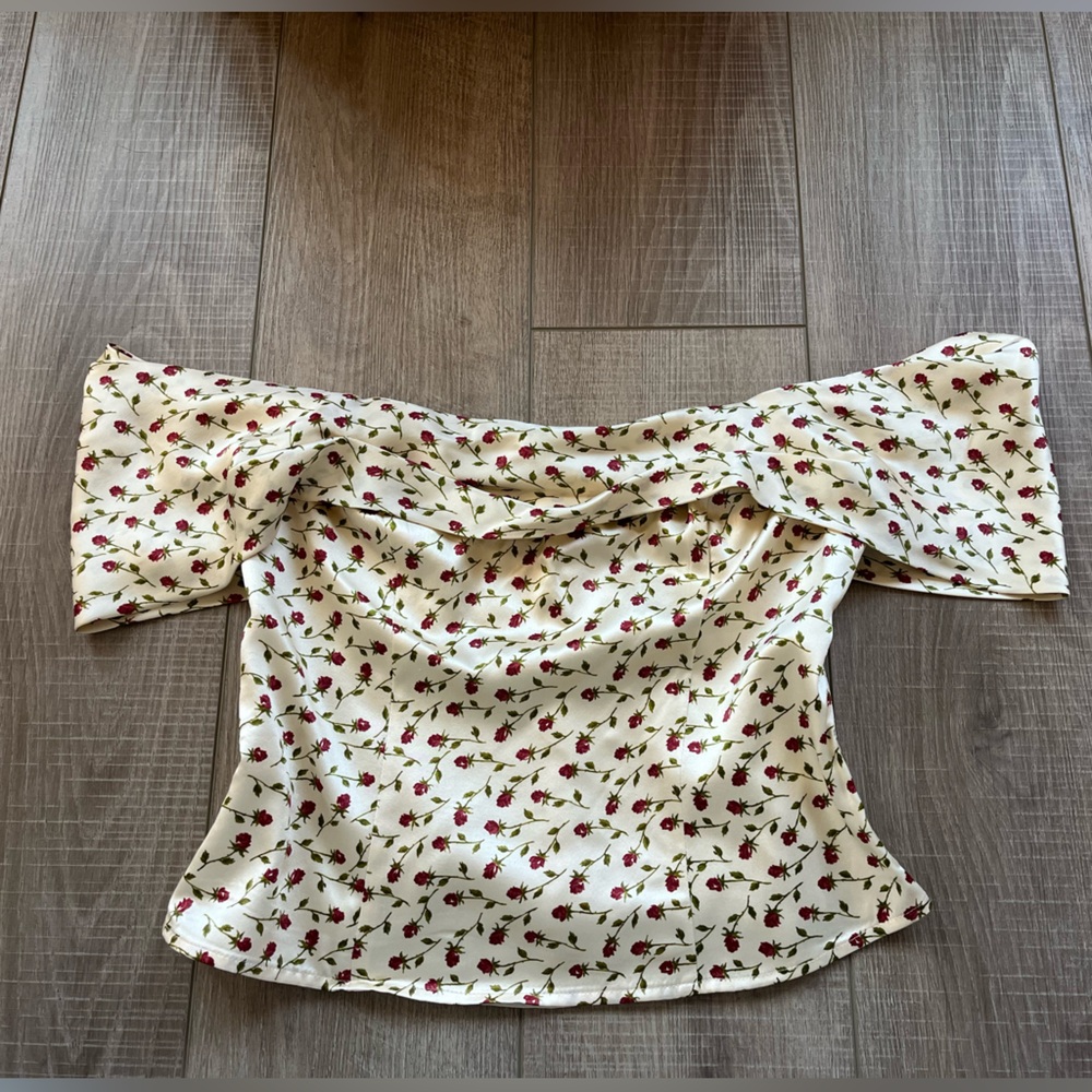 Reformation Madison Top - Silk Cream w/Floral Print Off Shoulder - Picture 8 of 16
